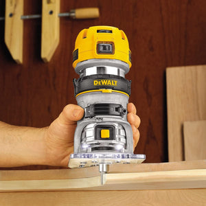 Dewalt 900W 8mm D26200 Compact Router