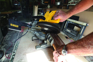 Dewalt DW714 1650Watt 10 Inch Compound Mitre Saw with 80T TCT blade