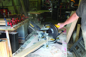 Dewalt DW714 1650Watt 10 Inch Compound Mitre Saw with 80T TCT blade