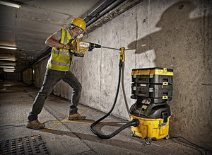 Dewalt DWV901L-QS 1400W 30L Wet and Dry Dust Extractor/Vacuum Cleaner